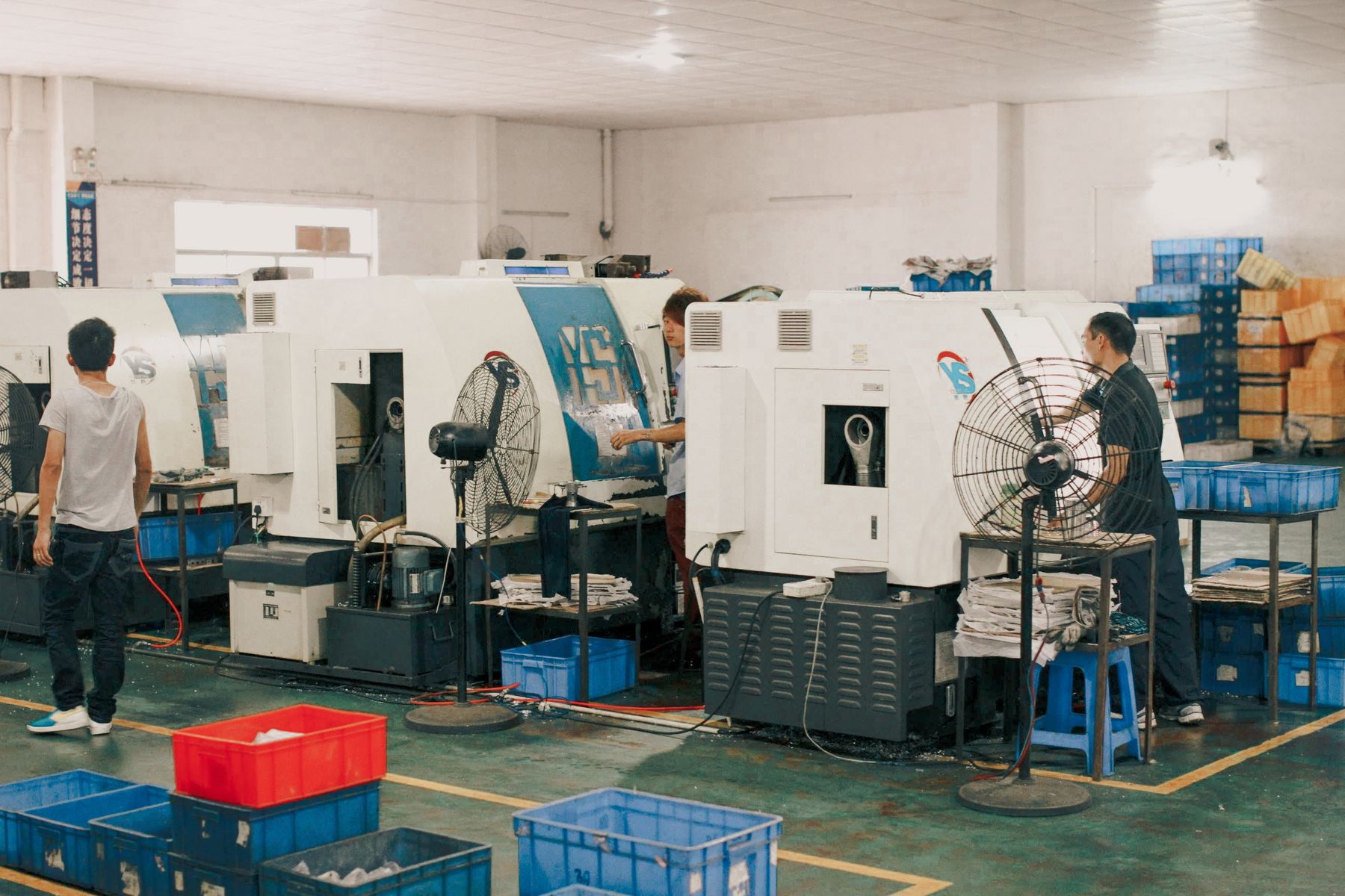 Reluxlight manufacturing equipment and production workshop